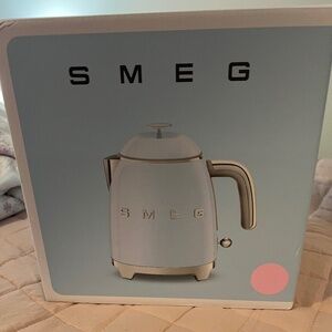 SMEG  tea kettle